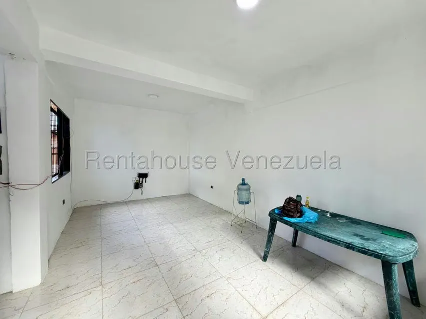 Casa (Duplex) en Venta en El Limon, Aragua - 12