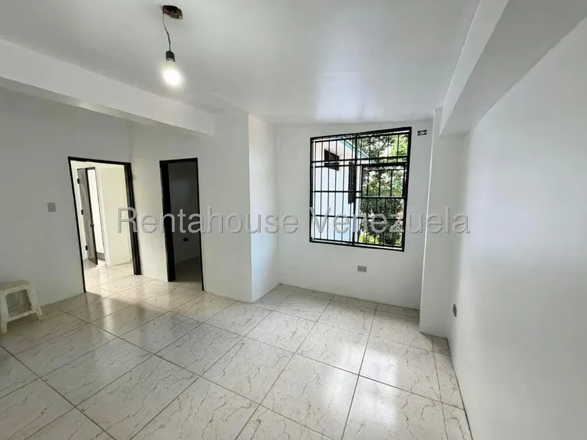 Casa (Duplex) en Venta en El Limon, Aragua - 28