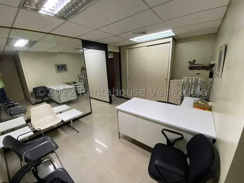 Oficina en Venta en Campo Alegre, Distrito Metropolitano - 2