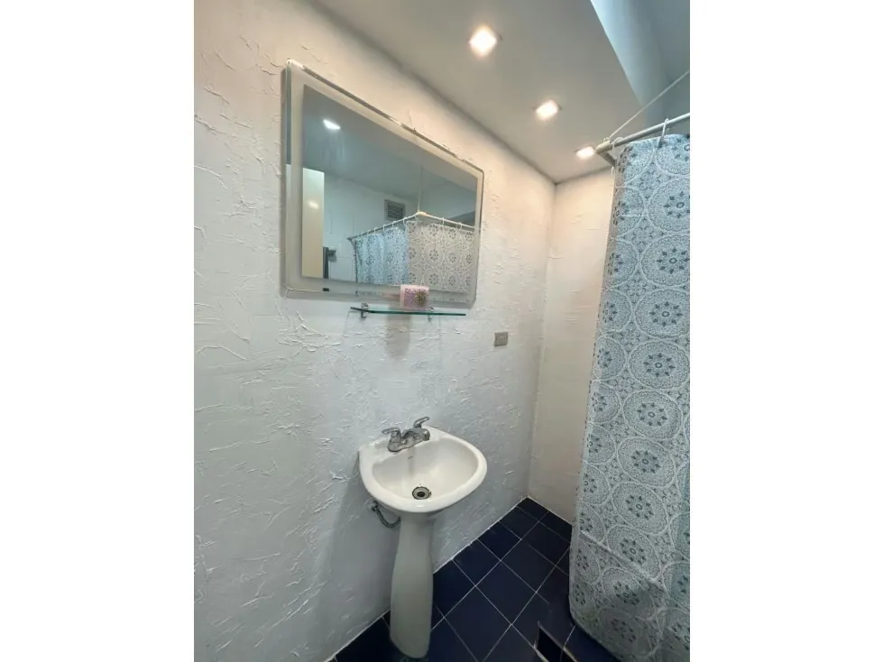 APARTAMENTO EN VENTA 150 M2- URB. MANZANARES - 17