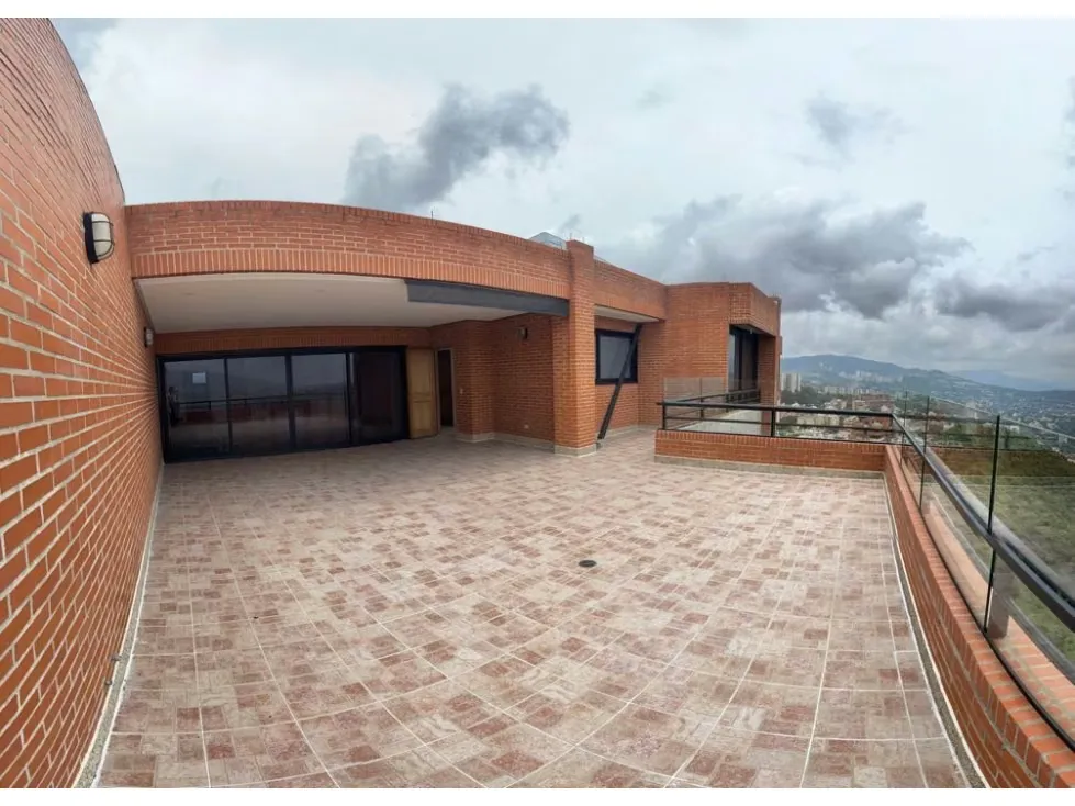 Vendo PH 587m2 5h/6b/6p Lomas de San Román 3253 - 23