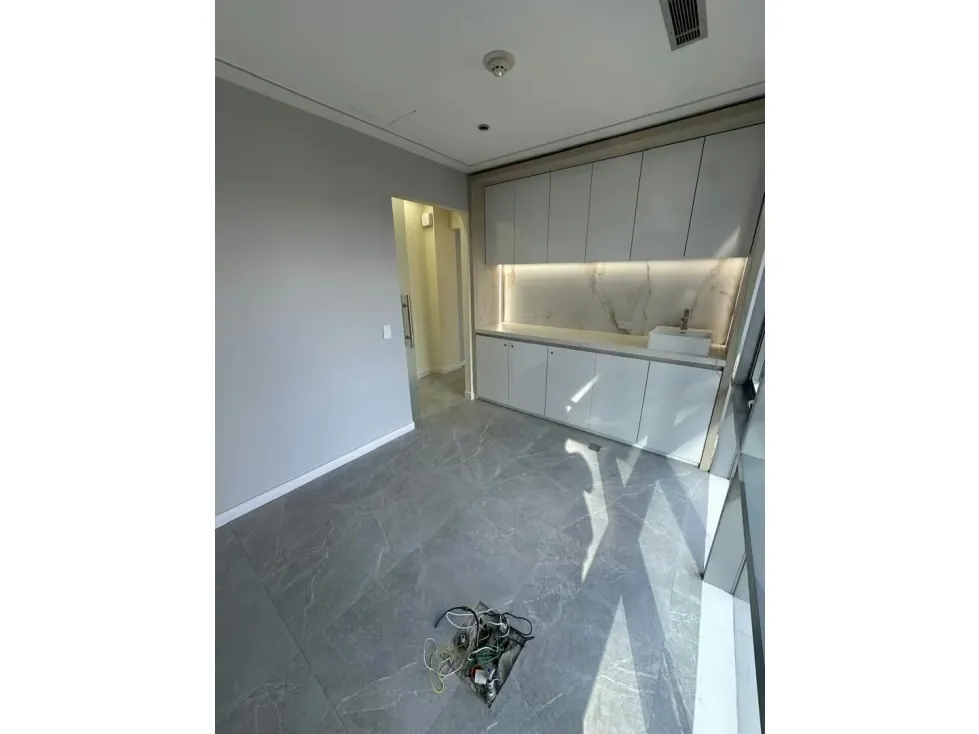 Oficina en alquiler 140m², Calle Madrid - 13