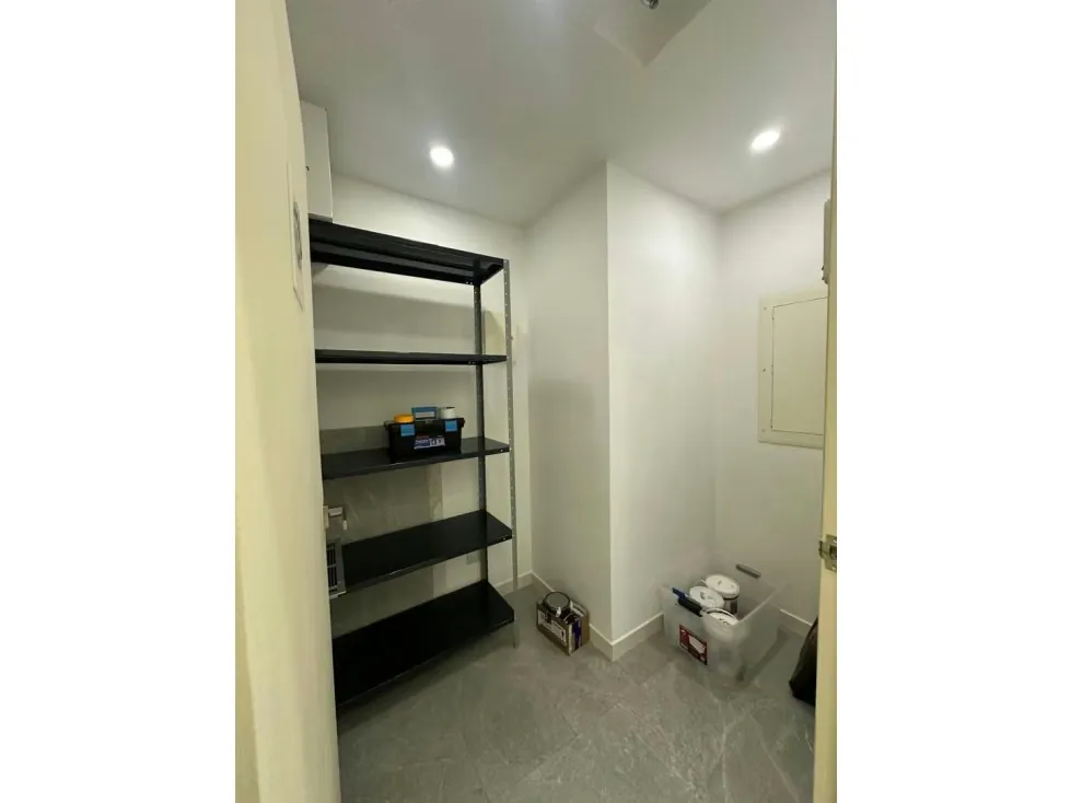 Oficina en alquiler 140m², Calle Madrid - 5