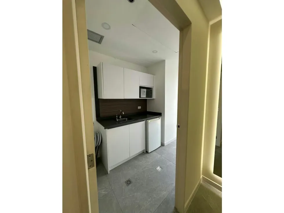 Oficina en alquiler 140m², Calle Madrid - 7