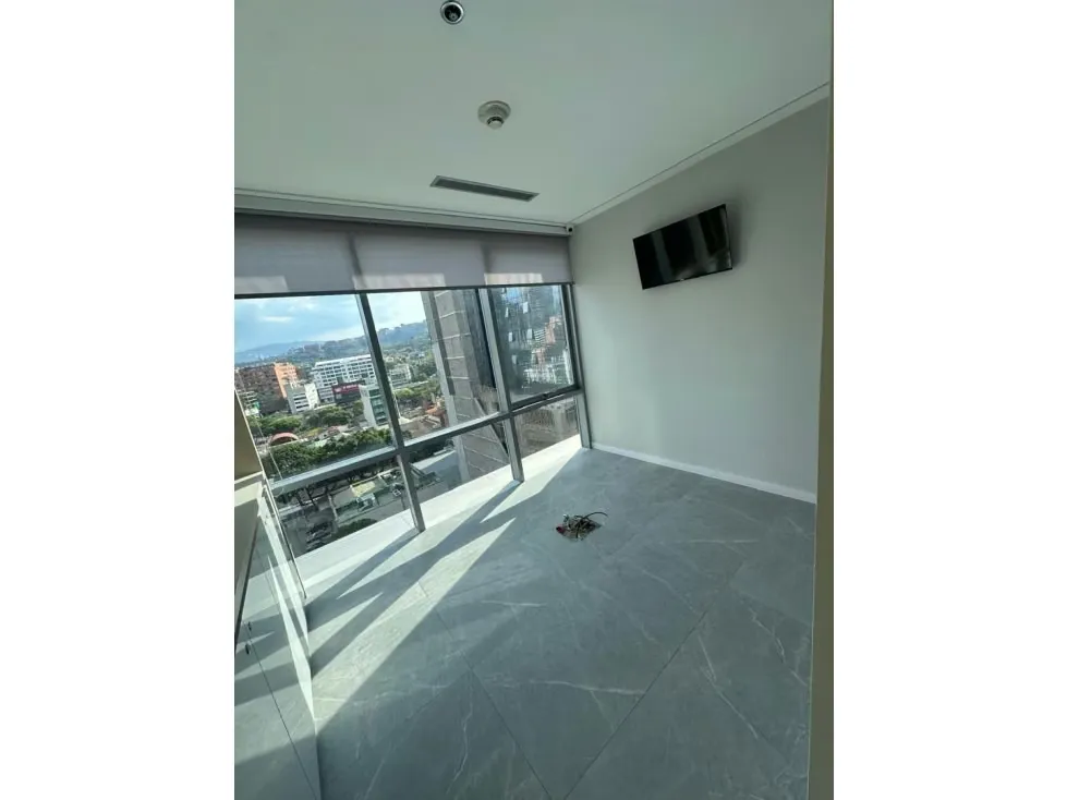 Oficina en alquiler 140m², Calle Madrid - 10