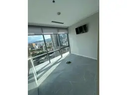 View 10