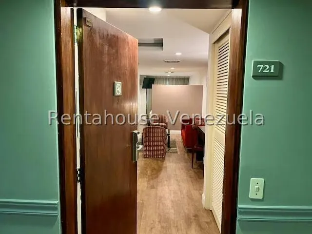 Apartamento (1 Nivel) en Venta en Chuao, Distrito Metropolitano - 2