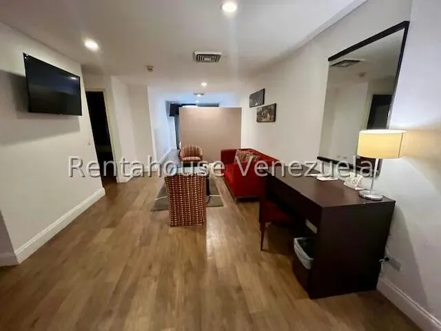 Apartamento (1 Nivel) en Venta en Chuao, Distrito Metropolitano - 6