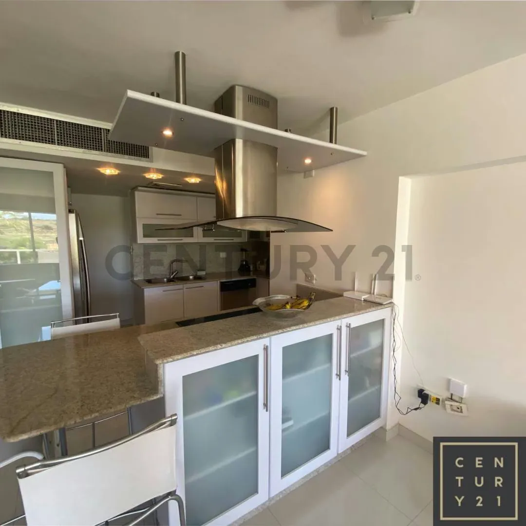 Modermo Townhouse Duplex de 157 metros cuadrados con Terraza - 2