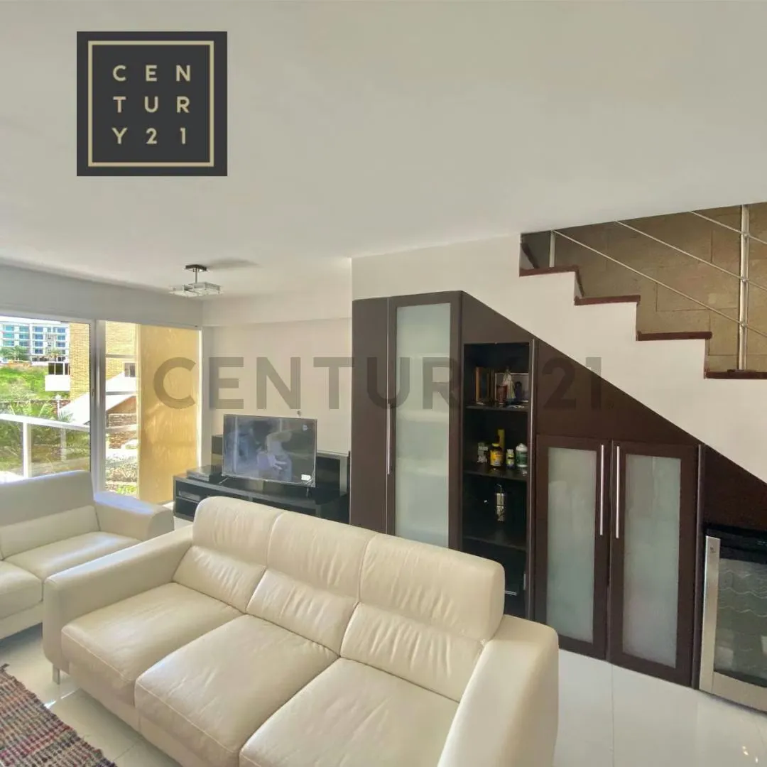 Modermo Townhouse Duplex de 157 metros cuadrados con Terraza - 4