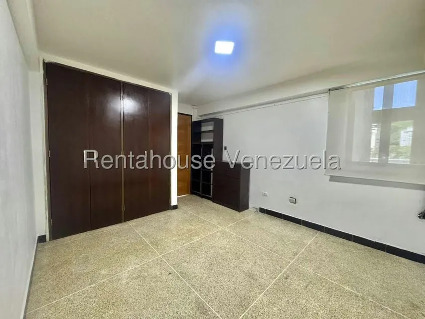Apartamento (1 Nivel) en Alquiler en El Cafetal, Distrito Metropolitano - 15