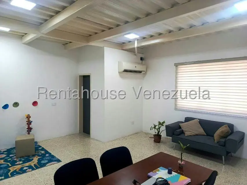 Galpon - Deposito en Venta en Centro, Lara - 23