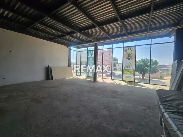 LOCAL COMERCIAL EN ALQUILER EN CABIMAS CENTER (OBRA GRIS) - 12