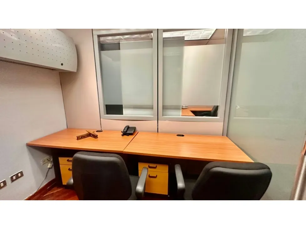 Vendo/alquilo oficina 90m2 Torre Financiera Bello Monte 0409 - 12