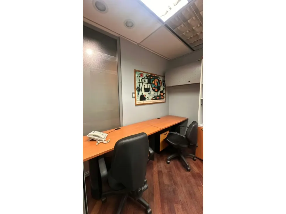 Vendo/alquilo oficina 90m2 Torre Financiera Bello Monte 0409 - 22