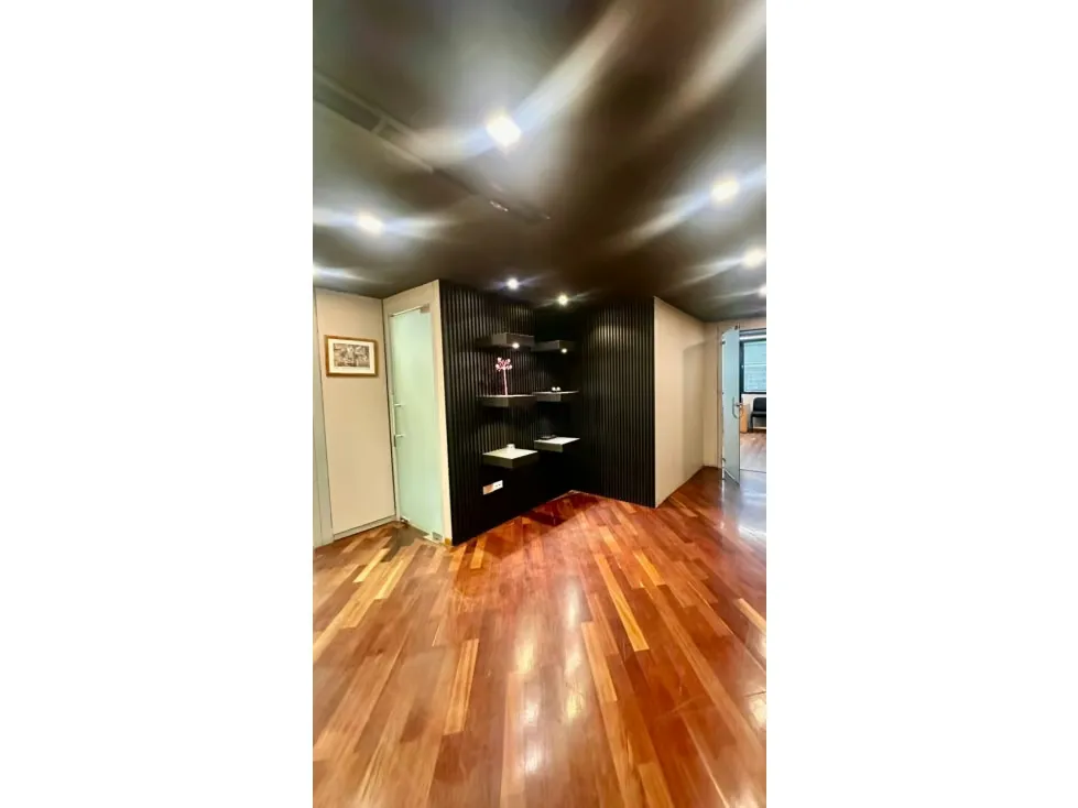 Vendo/alquilo oficina 90m2 Torre Financiera Bello Monte 0409 - 8