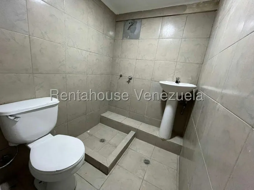 Local Comercial en Alquiler en Chacao, Distrito Metropolitano - 9