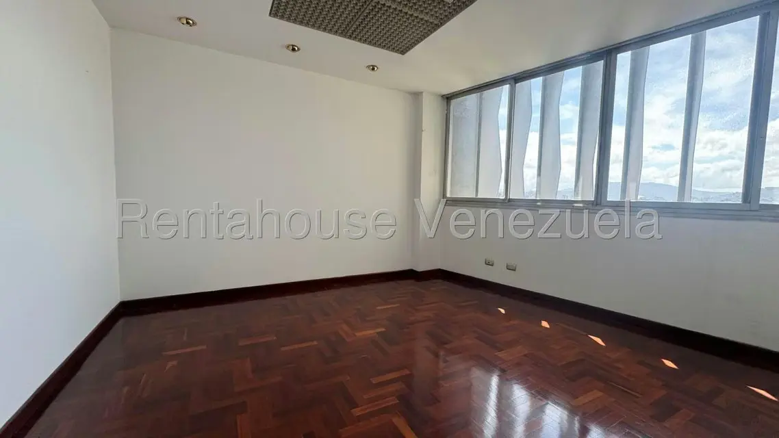 Local Comercial en Venta en Parroquia Catedral, Distrito Metropolitano - 16