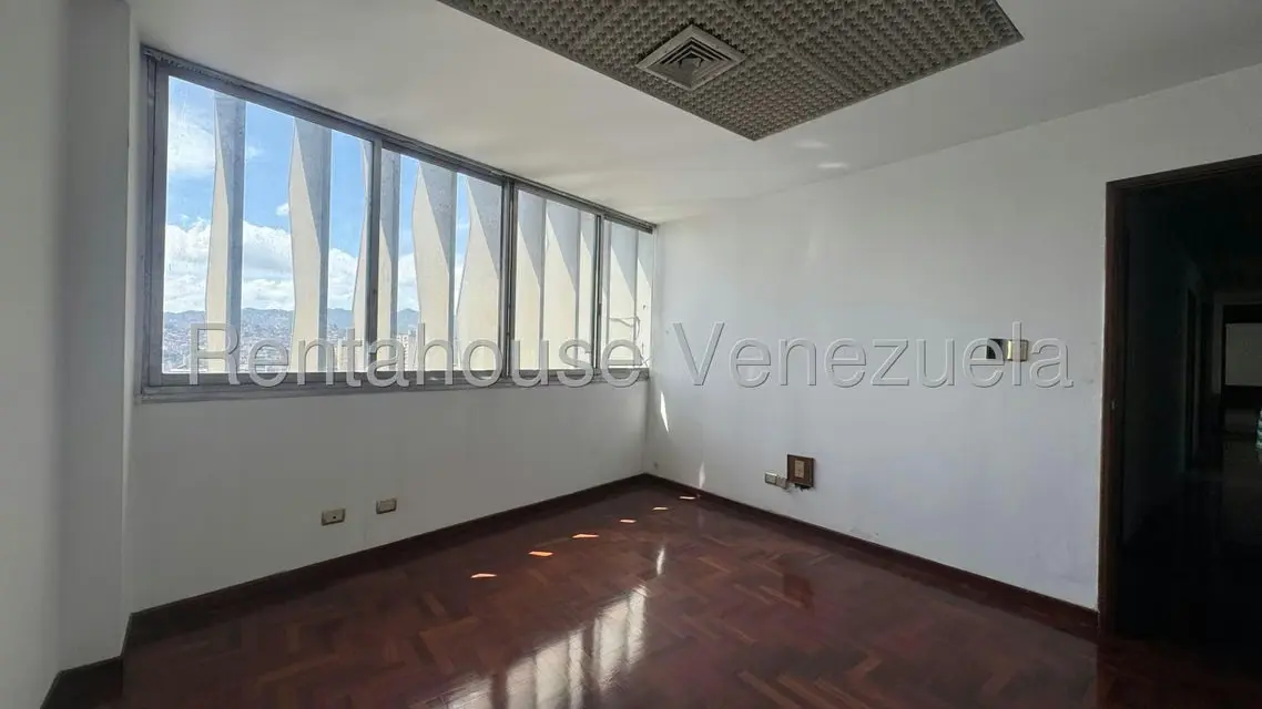 Local Comercial en Venta en Parroquia Catedral, Distrito Metropolitano - 18