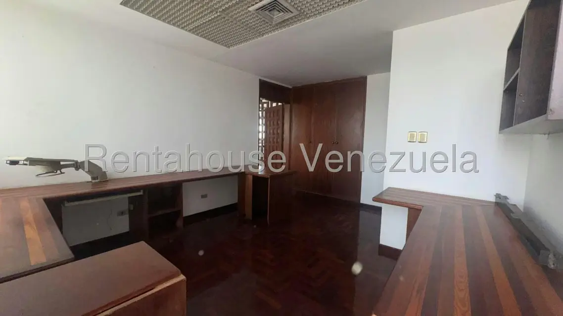 Local Comercial en Venta en Parroquia Catedral, Distrito Metropolitano - 28