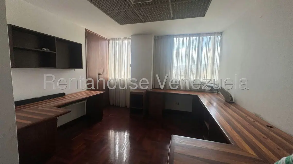 Local Comercial en Venta en Parroquia Catedral, Distrito Metropolitano - 30