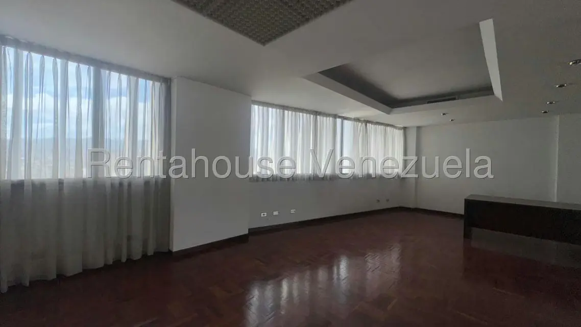 Local Comercial en Venta en Parroquia Catedral, Distrito Metropolitano - 32