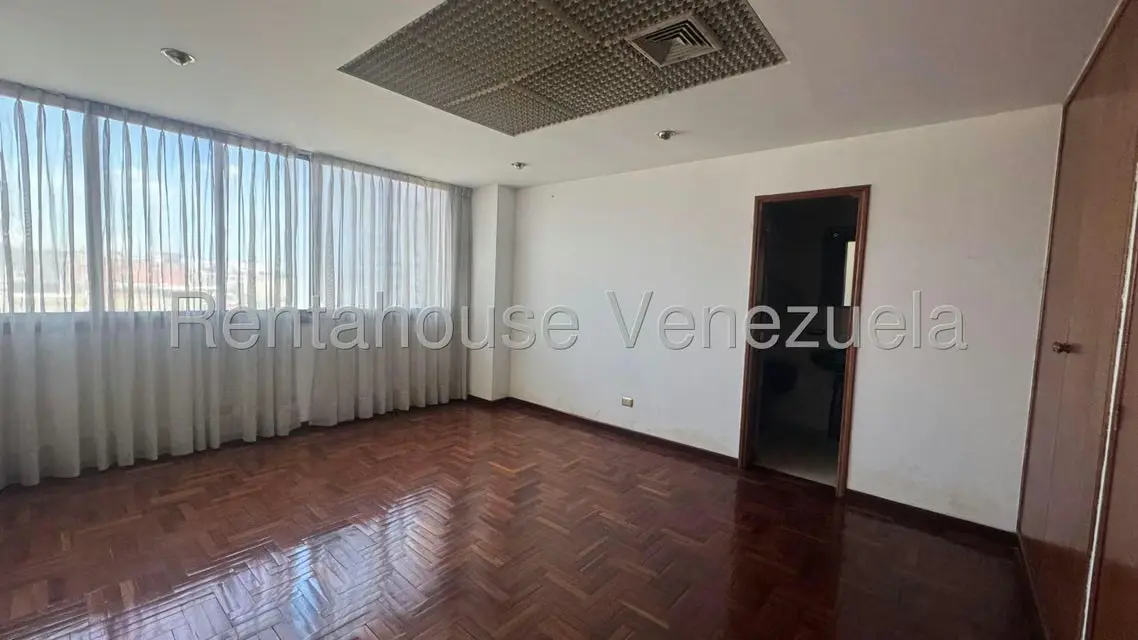 Local Comercial en Venta en Parroquia Catedral, Distrito Metropolitano - 53