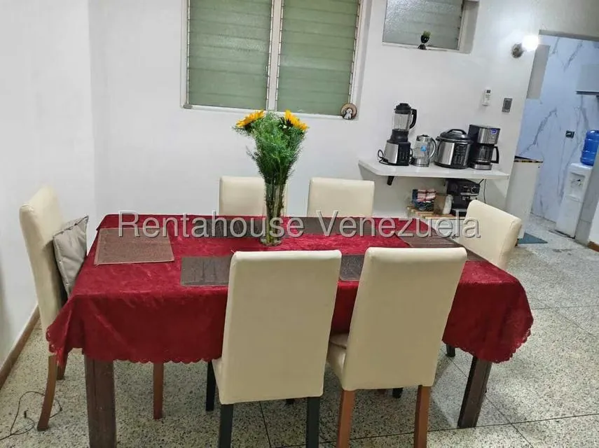 Apartamento (Planta Baja) en Venta en Parroquia La Candelaria, Distrito Metropolitano - 11