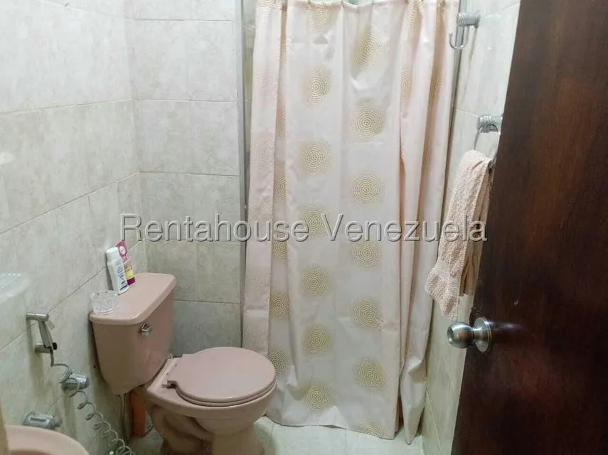 Apartamento (Planta Baja) en Venta en Parroquia La Candelaria, Distrito Metropolitano - 16