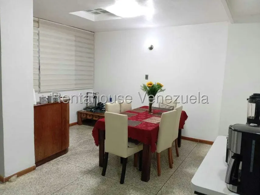 Apartamento (Planta Baja) en Venta en Parroquia La Candelaria, Distrito Metropolitano - 10