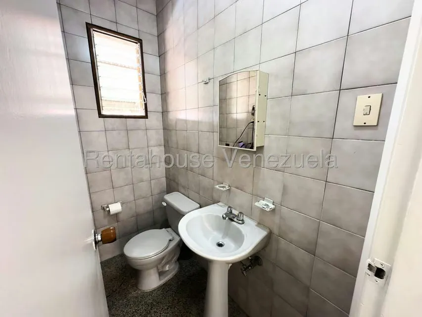 Apartamento (1 Nivel) en Venta en Santa Monica, Distrito Metropolitano - 17