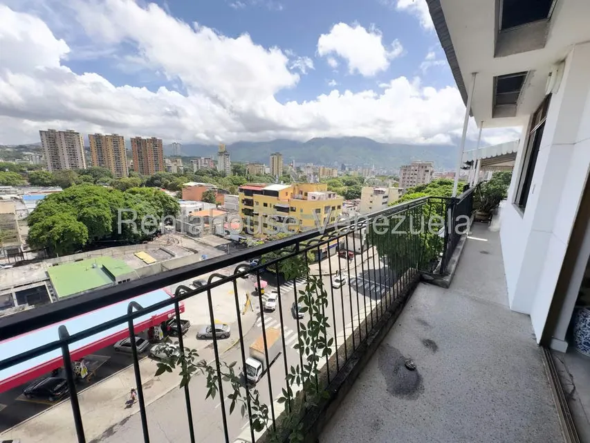 Apartamento (1 Nivel) en Venta en Santa Monica, Distrito Metropolitano - 20