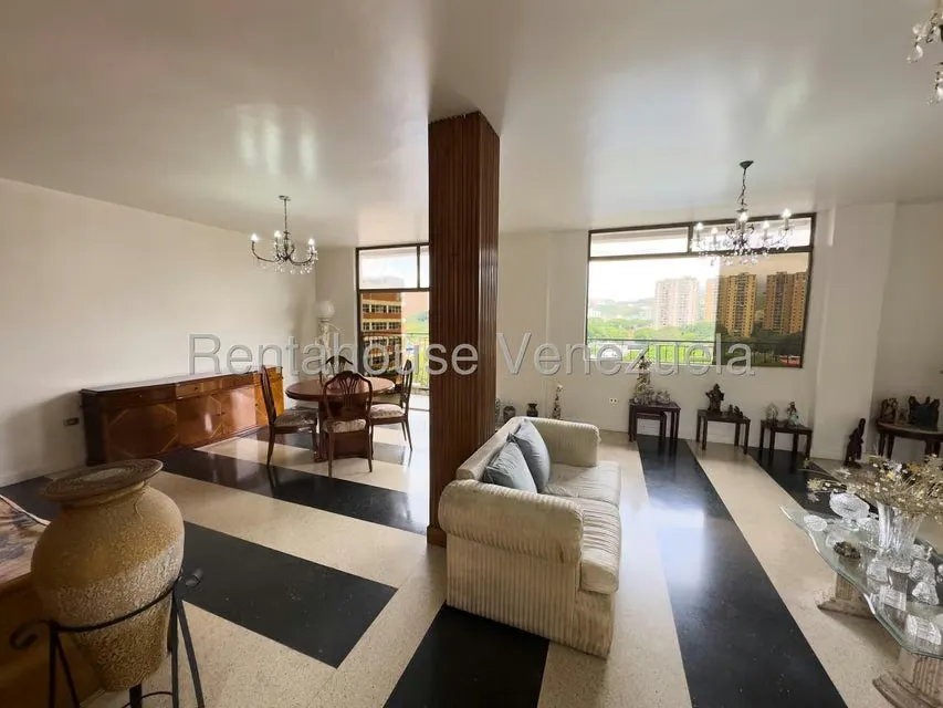Apartamento (1 Nivel) en Venta en Santa Monica, Distrito Metropolitano - 4