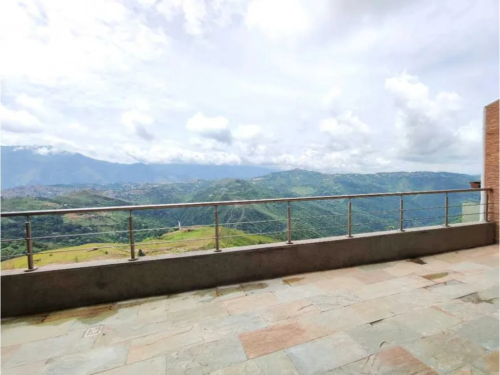 Alquilo townhouse 138m2 Loma Linda 3310 - 3
