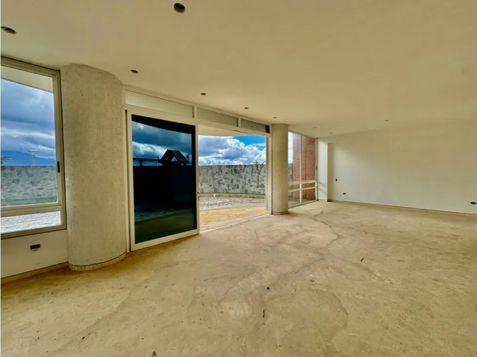 Se vende PB 322m2+284m2 4h+s/6b/4p Mirador de los Campitos - 4