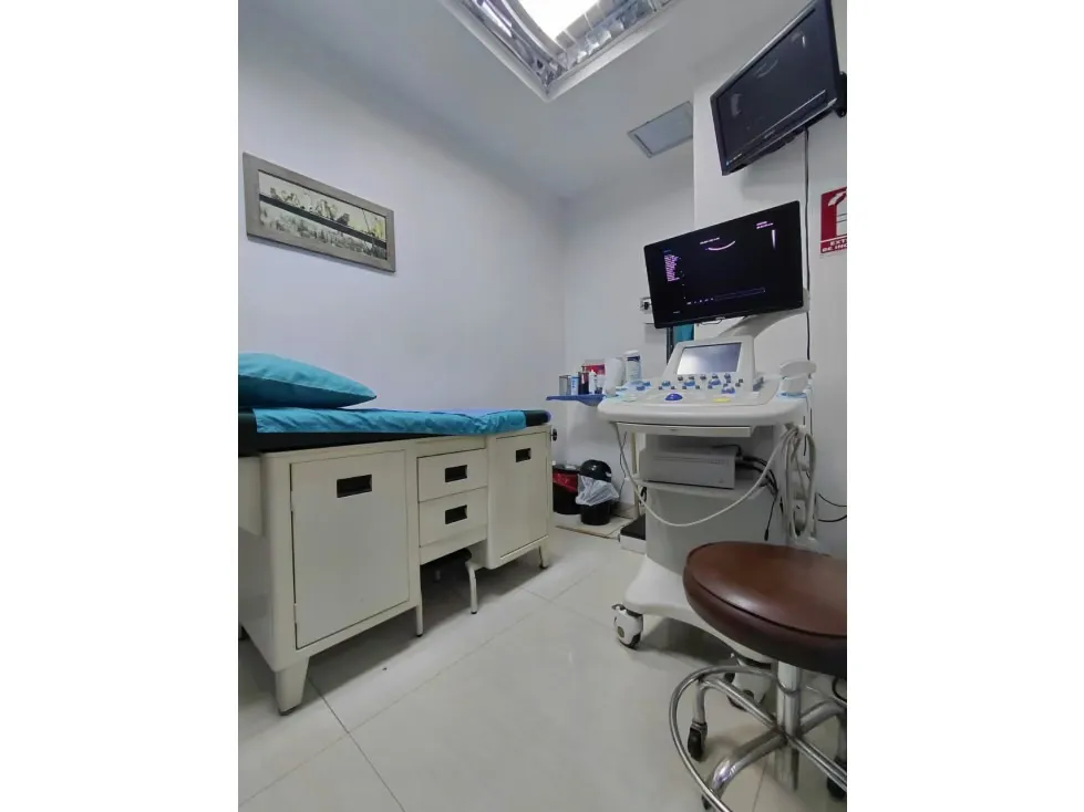 VENTA DE FONDO DE COMERCIO CENTRO MÉDICO DIAGNÓSTICO SABANA GRANDE - 7
