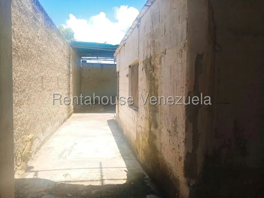 Casa (1 Nivel) en Venta en Parroquia Catedral, Lara - 16