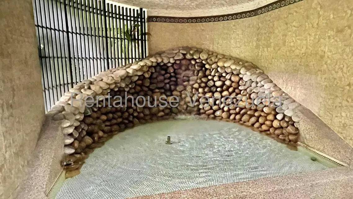 Apartamento (1 Nivel) en Venta en La Campiña, Distrito Metropolitano - 3