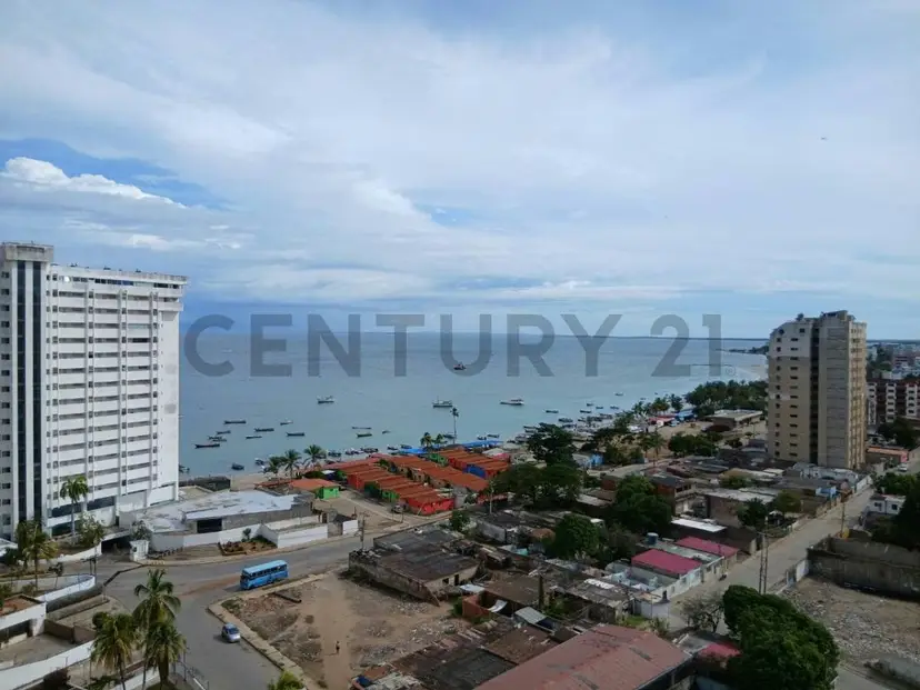 APARTAMENTO CON VISTA AL MAR EN PORLAMAR, ISLA DE MARGARITA
