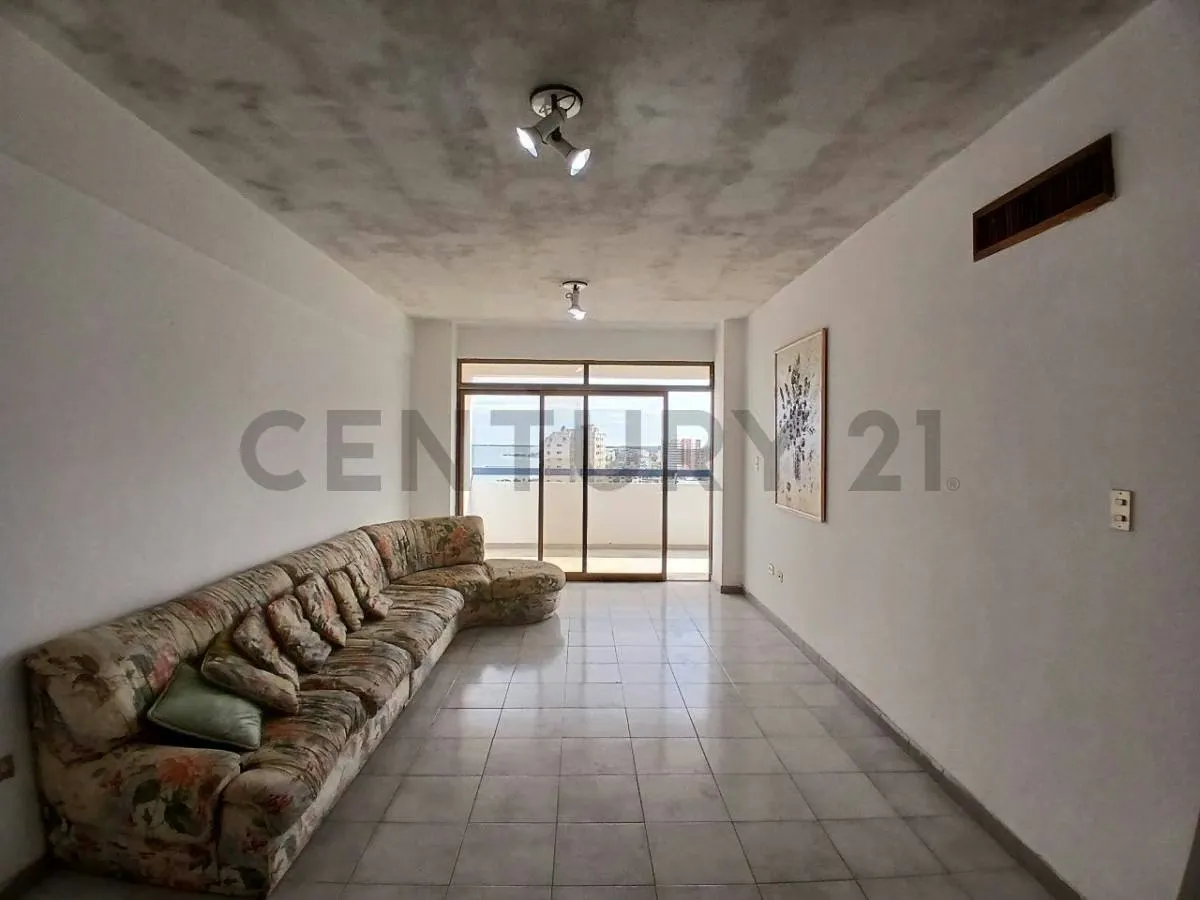 APARTAMENTO CON VISTA AL MAR EN PORLAMAR, ISLA DE MARGARITA - 7