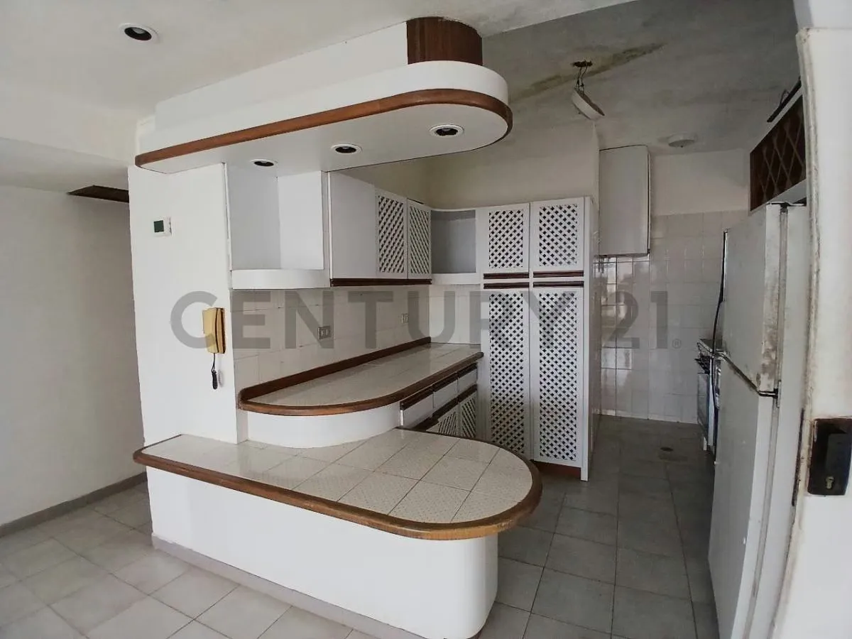 APARTAMENTO CON VISTA AL MAR EN PORLAMAR, ISLA DE MARGARITA - 8