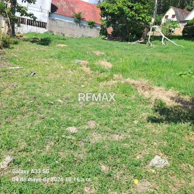 ¡Gran oportunidad de inversión! Terreno con excelente potencial residencial - 4