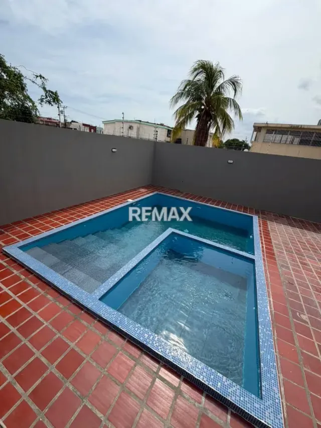 Casa en venta Urb. La Coromoto - 14
