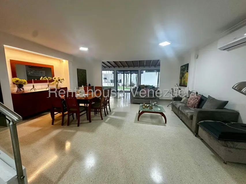 Casa (Duplex) en Venta en La Zaragoza, Portuguesa - 2