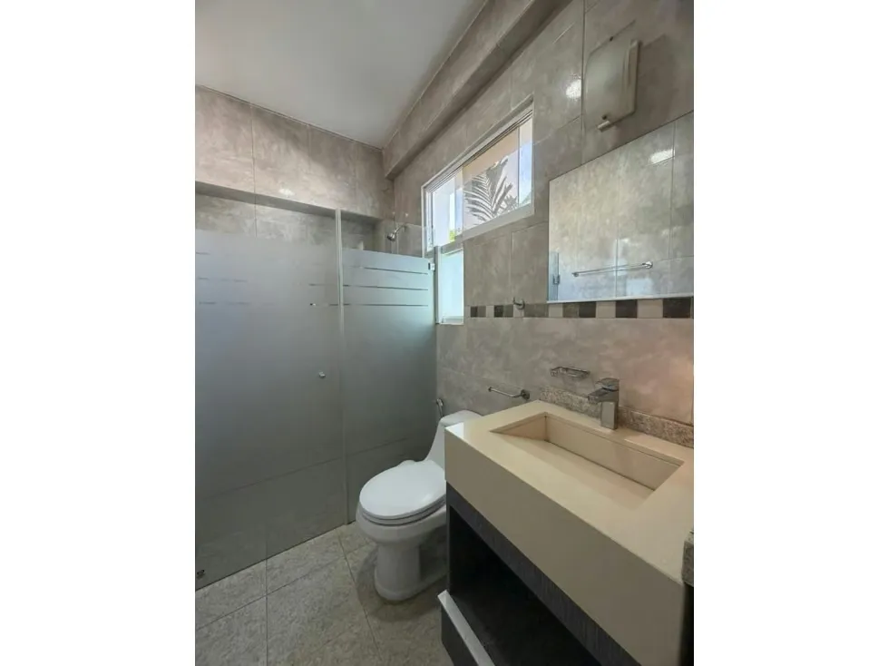 SE VENDE APTO EN LA LAGUNITA - 16