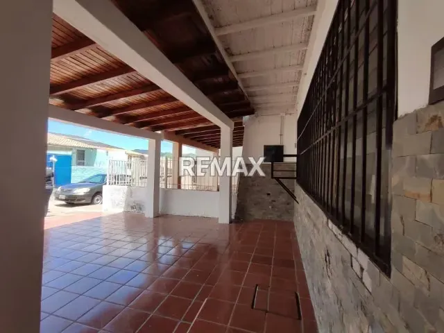 ESPACIOSA Y PRACTICA CASA EN VENTA. URB. SANTA LUCÍA, SECTOR BUENOS AIRES. LA ASUNCIÓN. ISLA DE MARGARITA. - 18
