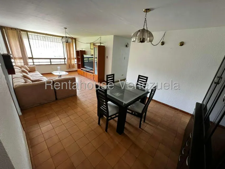 Apartamento (1 Nivel) en Alquiler en Baruta, Distrito Metropolitano - 2