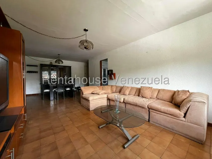 Apartamento (1 Nivel) en Alquiler en Baruta, Distrito Metropolitano - 4