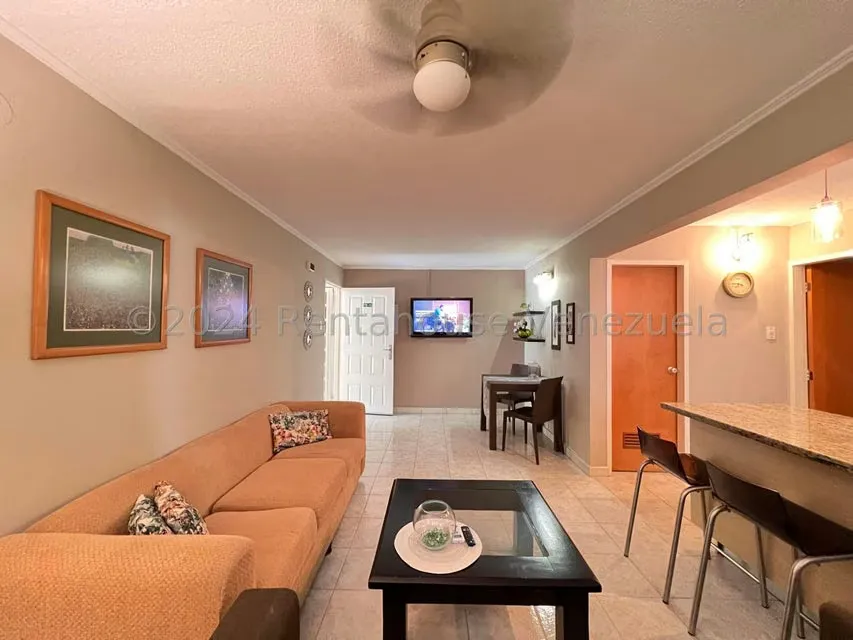 Apartamento (1 Nivel) en Venta en Conjunto residencial Narayola, Aragua - 33