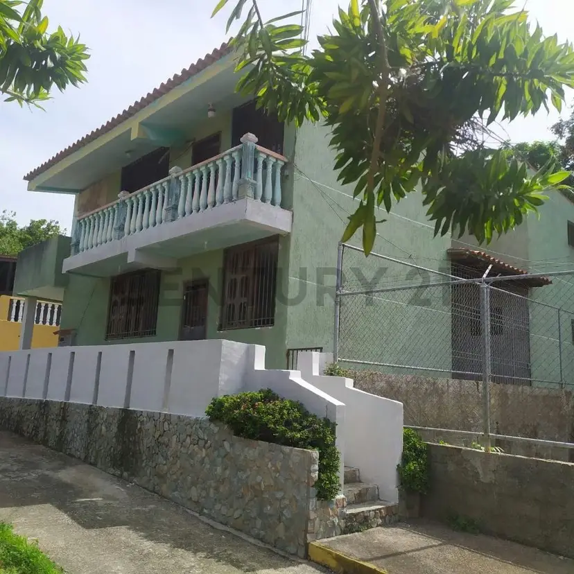 CASA EN VENTA EN CENTRO DE LA ASUNCIÓN ISLA DE MARGARITA
